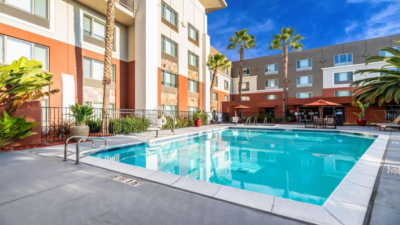 Holiday Inn Express Fremont - Milpitas Central By Ihg Extérieur photo